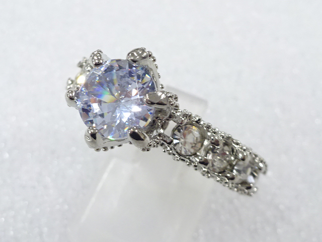 Japanese Kimono / Antique Accessories Metal